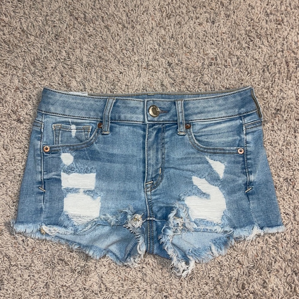 Light wash denim American eagle shorts size:0